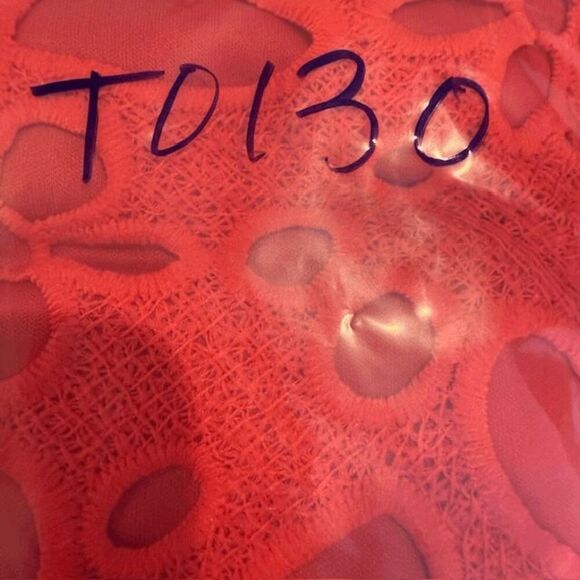 NWT Pretty Garden Red Eyelet Overlay Off / On Shoulder Dress Lined Size Small - Picture 10 of 10